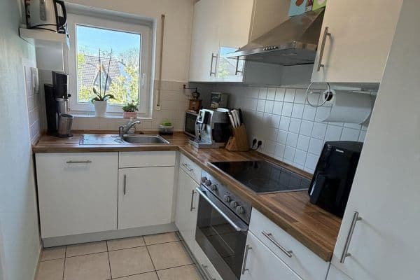 Prenájom bytu 3-izbový 77 m², Frankfurt am Main, Hesensko Prenájom bytu 3-izbový 77 m², Frankfurt am Main, Hesensko