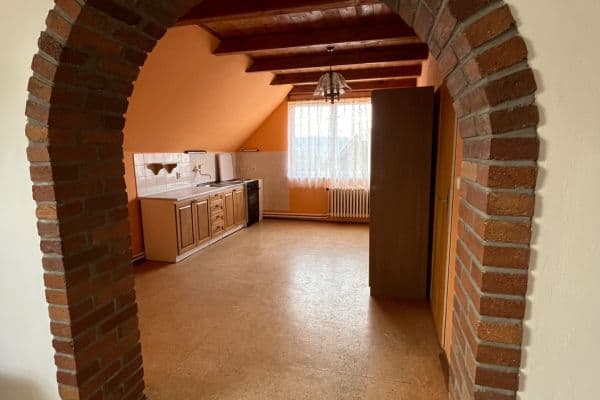 Prenájom bytu 2-izbový 55 m², Na Vrškách, Praha Prenájom bytu 2-izbový 55 m², Na Vrškách, Praha