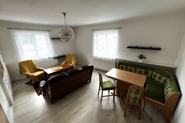 Prenájom bytu 2-izbový 56 m², Dukelských hrdinů, Rakovník, Středočeský kraj Prenájom bytu 2-izbový 56 m², Dukelských hrdinů, Rakovník, Středočeský kraj