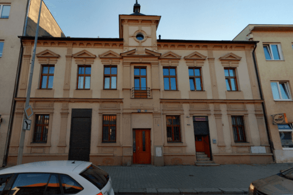 Prenájom nebytového priestoru 136 m², Přátelství, Praha Prenájom nebytového priestoru 136 m², Přátelství, Praha