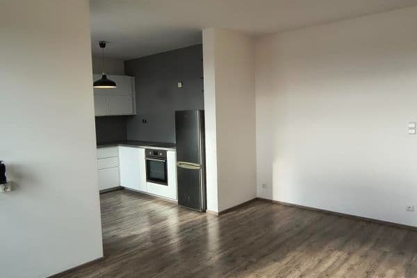 Prenájom bytu 2-izbový 56 m², Kardausova, Praha Prenájom bytu 2-izbový 56 m², Kardausova, Praha
