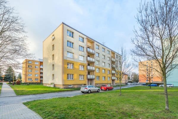 Prenájom bytu 1-izbový 37 m², Křivoklátská, Nové Strašecí Prenájom bytu 1-izbový 37 m², Křivoklátská, Nové Strašecí