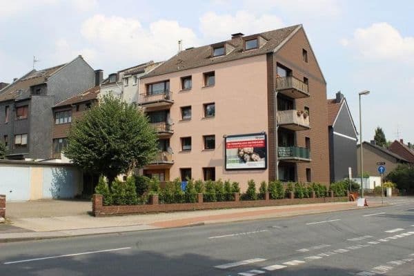 Prenájom bytu 3-izbový 78 m², Lakumerstr.42, Duisburg Prenájom bytu 3-izbový 78 m², Lakumerstr.42, Duisburg