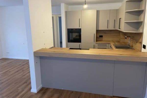 Prenájom bytu 4-izbový 114 m², Faslamsstieg 2, Winsen (Luhe) Prenájom bytu 4-izbový 114 m², Faslamsstieg 2, Winsen (Luhe)