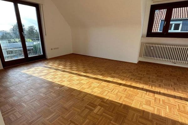 Prenájom bytu 4-izbový 82 m², Bad Vilbel Prenájom bytu 4-izbový 82 m², Bad Vilbel