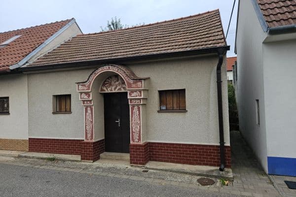 Predaj nebytového priestoru 141 m², Rovná, Mutěnice, Jihomoravský kraj Predaj nebytového priestoru 141 m², Rovná, Mutěnice, Jihomoravský kraj