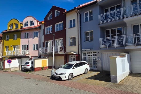 Predaj domu 260 m², pozemek 160 m², Hajní, Praha Predaj domu 260 m², pozemek 160 m², Hajní, Praha
