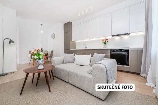 Predaj bytu 4-izbový 83 m², Čeljabinská, Praha Predaj bytu 4-izbový 83 m², Čeljabinská, Praha
