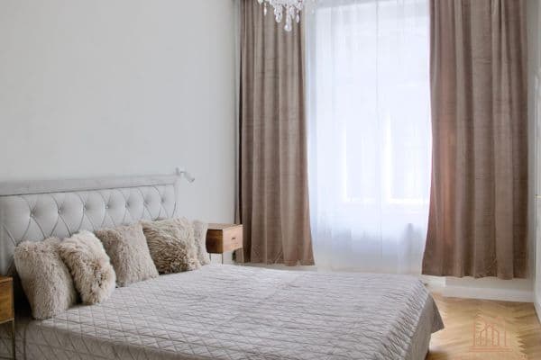 Predaj bytu 2-izbový 53 m², Tolstého, Praha Predaj bytu 2-izbový 53 m², Tolstého, Praha