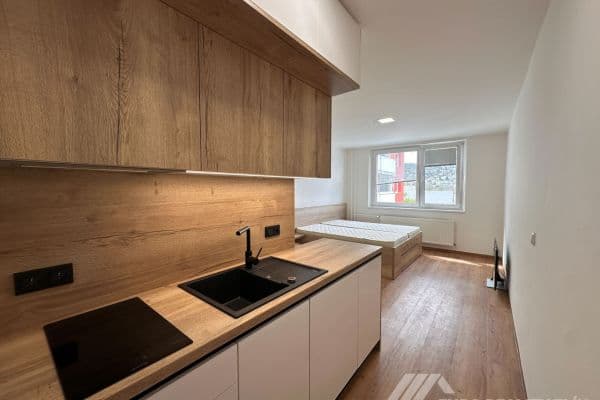 Prenájom bytu 1-izbový 30 m², Kúty, Zlín, Zlínský kraj Prenájom bytu 1-izbový 30 m², Kúty, Zlín, Zlínský kraj