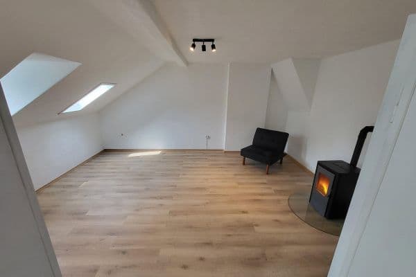 Prenájom bytu 2-izbový 50 m², Oelsnitzer Str. 105, Hof, Bavorsko Prenájom bytu 2-izbový 50 m², Oelsnitzer Str. 105, Hof, Bavorsko