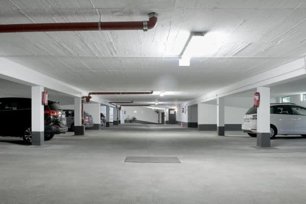 Prenájom garáže, Stallschreiber Str. 24/29, Berlin, Berlín Prenájom garáže, Stallschreiber Str. 24/29, Berlin, Berlín