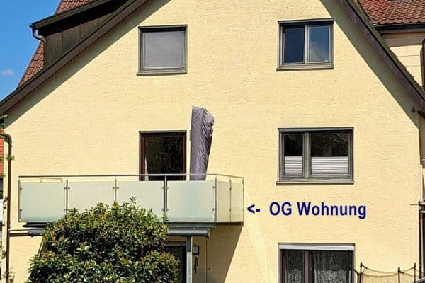 Prenájom bytu 4-izbový 123 m², Neckartenzlinger Str. 5A, Bempflingen Prenájom bytu 4-izbový 123 m², Neckartenzlinger Str. 5A, Bempflingen