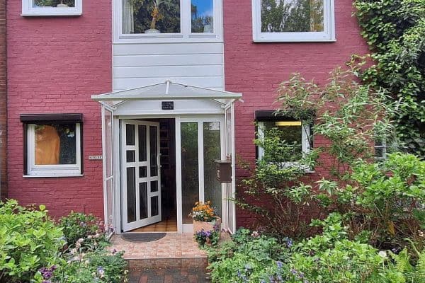 Predaj domu 140 m², pozemek 220 m², Sintenisweg 24, Hannover-Badenstedt Predaj domu 140 m², pozemek 220 m², Sintenisweg 24, Hannover-Badenstedt
