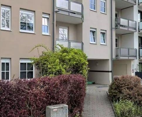 Prenájom bytu 3-izbový 72 m², Feldmochingerstraße 210-212, München, Bavorsko Prenájom bytu 3-izbový 72 m², Feldmochingerstraße 210-212, München, Bavorsko