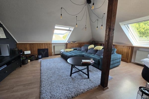 Prenájom bytu 3-izbový 80 m², Eislebener Str. 11, Bochum Prenájom bytu 3-izbový 80 m², Eislebener Str. 11, Bochum