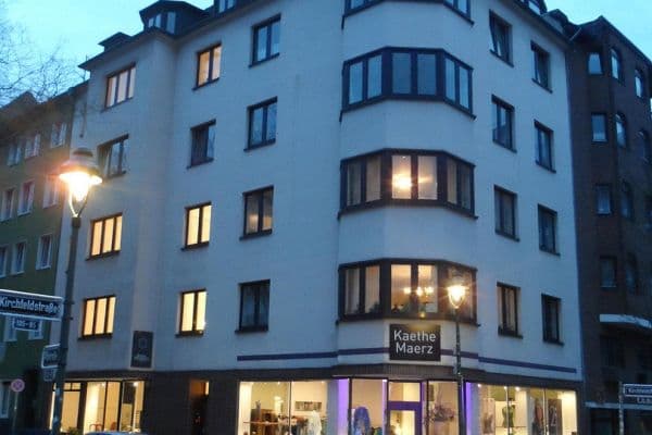 Prenájom bytu 2-izbový 61 m², Düsseldorf, Severné Porýnie - Westfálsko Prenájom bytu 2-izbový 61 m², Düsseldorf, Severné Porýnie - Westfálsko