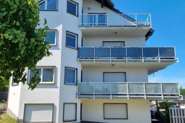 Prenájom bytu 3-izbový 95 m², Ettringen Prenájom bytu 3-izbový 95 m², Ettringen