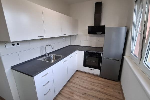Predaj bytu 2-izbový 52 m², Sněženková, Praha Predaj bytu 2-izbový 52 m², Sněženková, Praha