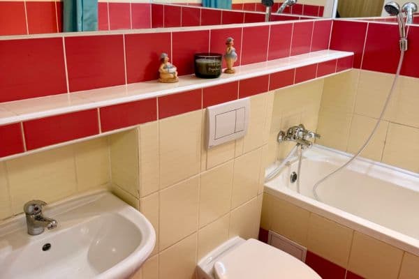 Prenájom bytu Garsoniéra 28 m², Saratovská, Dúbravka Prenájom bytu Garsoniéra 28 m², Saratovská, Dúbravka