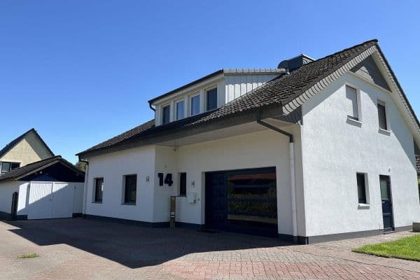 Predaj domu 182 m², pozemek 558 m², Osterholz-Scharmbeck Predaj domu 182 m², pozemek 558 m², Osterholz-Scharmbeck