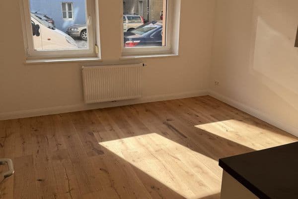 Prenájom bytu 3-izbový 73 m², Bussenstraße 58, Stuttgart, Bádensko-Wurttembersko Prenájom bytu 3-izbový 73 m², Bussenstraße 58, Stuttgart, Bádensko-Wurttembersko