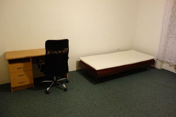 Prenájom bytu 3-izbový 16 m², Purkyňova, Brno Prenájom bytu 3-izbový 16 m², Purkyňova, Brno