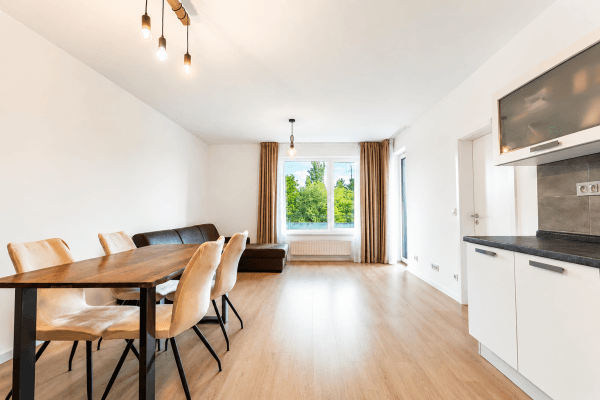 Predaj bytu 3-izbový 98 m², Zvěřinova, Prague Predaj bytu 3-izbový 98 m², Zvěřinova, Prague