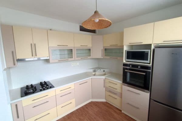 Prenájom bytu 3-izbový 73 m², Jičínská, Nový Jičín Prenájom bytu 3-izbový 73 m², Jičínská, Nový Jičín