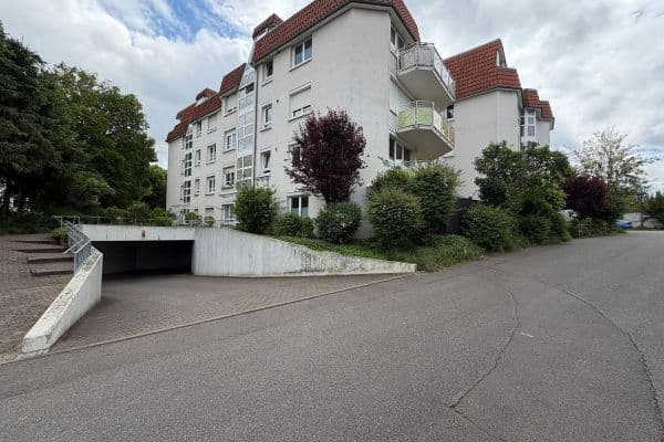 Prenájom bytu 2-izbový 55 m², Stuttgart, Bádensko-Wurttembersko Prenájom bytu 2-izbový 55 m², Stuttgart, Bádensko-Wurttembersko