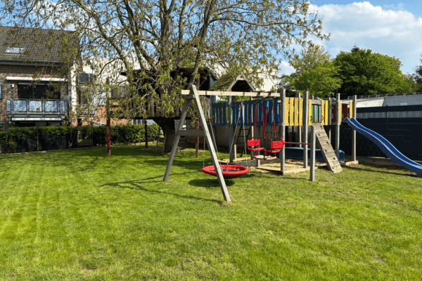 Predaj domu 116 m², pozemek 608 m², Düsseldorferstr. 5, Nettetal Predaj domu 116 m², pozemek 608 m², Düsseldorferstr. 5, Nettetal