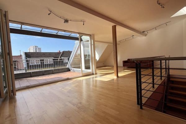 Predaj bytu 7-izbový 248 m², Berlin, Berlín Predaj bytu 7-izbový 248 m², Berlin, Berlín