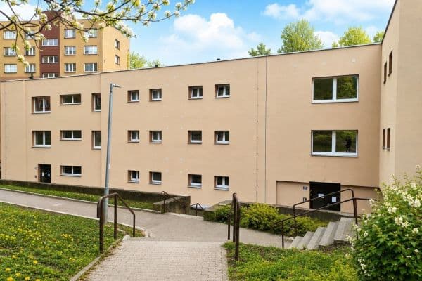 Prenájom bytu 2-izbový 45 m², Lesní, Orlová-Lutyně Prenájom bytu 2-izbový 45 m², Lesní, Orlová-Lutyně