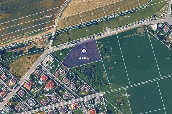 Predaj pozemku 4.757 m², Jesenice Predaj pozemku 4.757 m², Jesenice