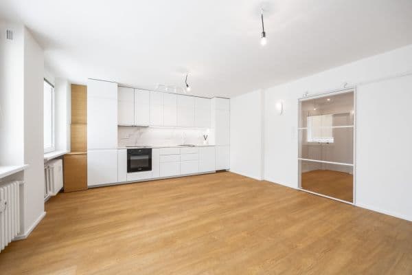 Predaj bytu 3-izbový 79 m², Mládežnická, Praha Predaj bytu 3-izbový 79 m², Mládežnická, Praha
