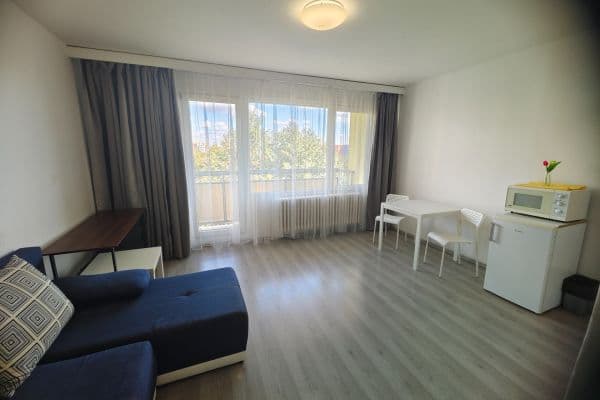 Prenájom bytu 1-izbový 30 m², Okrouhlá, Brno Prenájom bytu 1-izbový 30 m², Okrouhlá, Brno