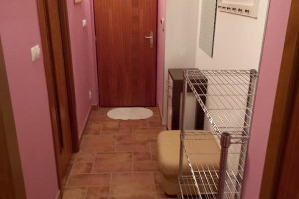 Prenájom bytu 2-izbový 59 m², Šumberova, Praha Prenájom bytu 2-izbový 59 m², Šumberova, Praha