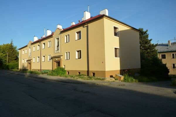 Prenájom bytu 3-izbový 71 m², Pražská, Slaný Prenájom bytu 3-izbový 71 m², Pražská, Slaný