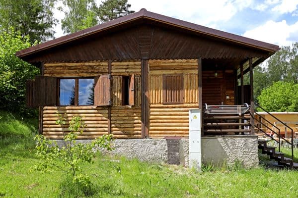 Predaj rekreačného objektu 74 m², pozemok 729 m², Jenišov, Horní Planá Predaj rekreačného objektu 74 m², pozemok 729 m², Jenišov, Horní Planá