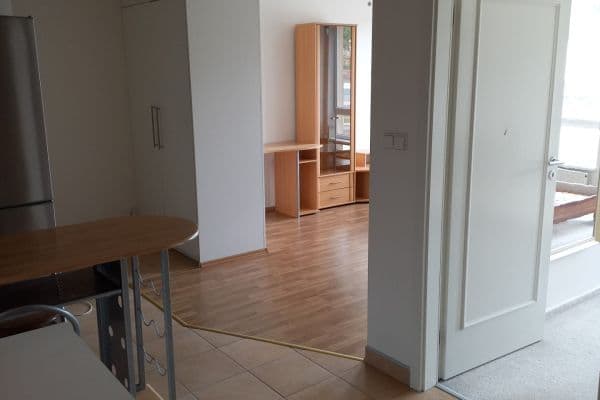 Prenájom bytu 2-izbový 45 m², Pešlova, Praha Prenájom bytu 2-izbový 45 m², Pešlova, Praha