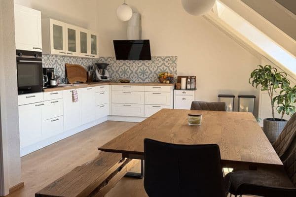 Prenájom bytu 2-izbový 94 m², Jahnstrasse 84, Speyer Prenájom bytu 2-izbový 94 m², Jahnstrasse 84, Speyer
