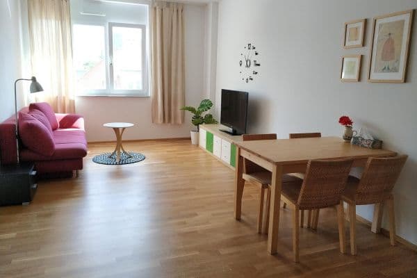 Prenájom bytu 2-izbový 47 m², Zeppelinstraße 10, Erlangen Prenájom bytu 2-izbový 47 m², Zeppelinstraße 10, Erlangen