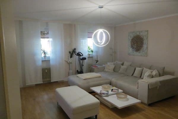 Prenájom bytu 2-izbový 70 m², Nürnberg Prenájom bytu 2-izbový 70 m², Nürnberg