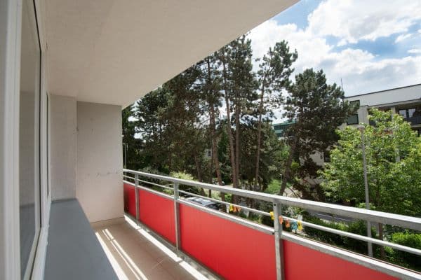 Prenájom bytu 4-izbový 104 m², Nad Palatou, Praha Prenájom bytu 4-izbový 104 m², Nad Palatou, Praha