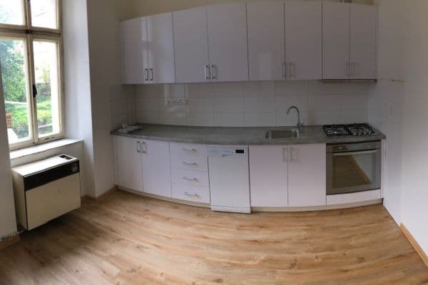 Prenájom bytu 2-izbový 75 m², Sladkovského, Plzeň, Plzeňský kraj Prenájom bytu 2-izbový 75 m², Sladkovského, Plzeň, Plzeňský kraj