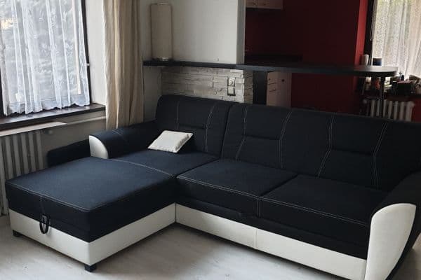 Prenájom bytu 1-izbový 30 m², Václavická, Praha Prenájom bytu 1-izbový 30 m², Václavická, Praha