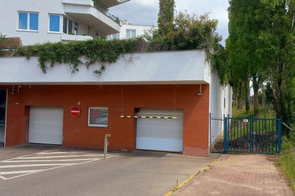 Predaj garáže 19 m², Štěpařská, Praha Predaj garáže 19 m², Štěpařská, Praha