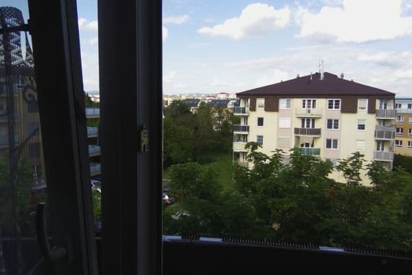 Prenájom bytu 1-izbový 48 m², Topolová, Olomouc Prenájom bytu 1-izbový 48 m², Topolová, Olomouc