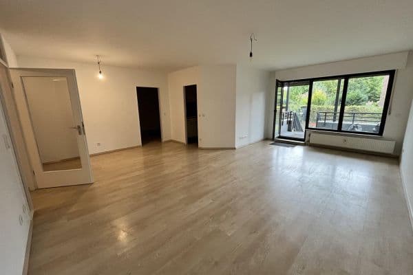 Prenájom bytu 2-izbový 71 m², Essen, Severné Porýnie - Westfálsko Prenájom bytu 2-izbový 71 m², Essen, Severné Porýnie - Westfálsko