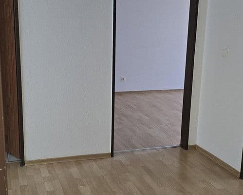 Prenájom bytu 2-izbový 62 m², Klosterstr. 3, Duisburg Prenájom bytu 2-izbový 62 m², Klosterstr. 3, Duisburg